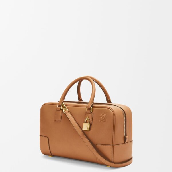 LOEWE Amazona 28 Bag
In Nappa Calfskin, view 3