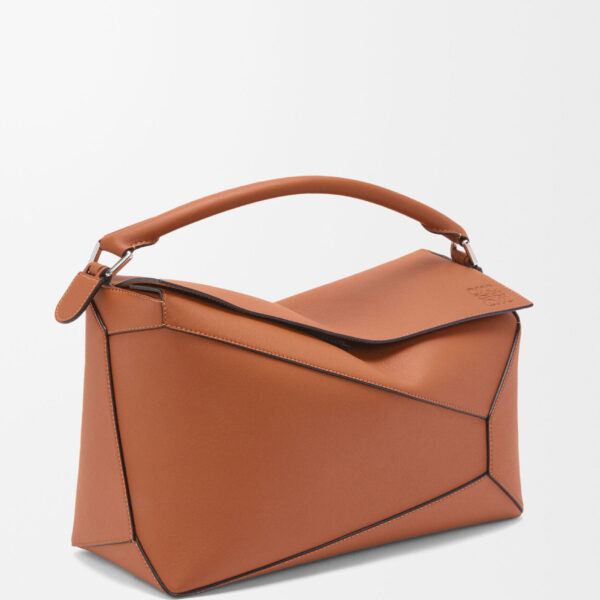 LOEWE Large Puzzle Edge Bag In Classic Calfskin, view 4