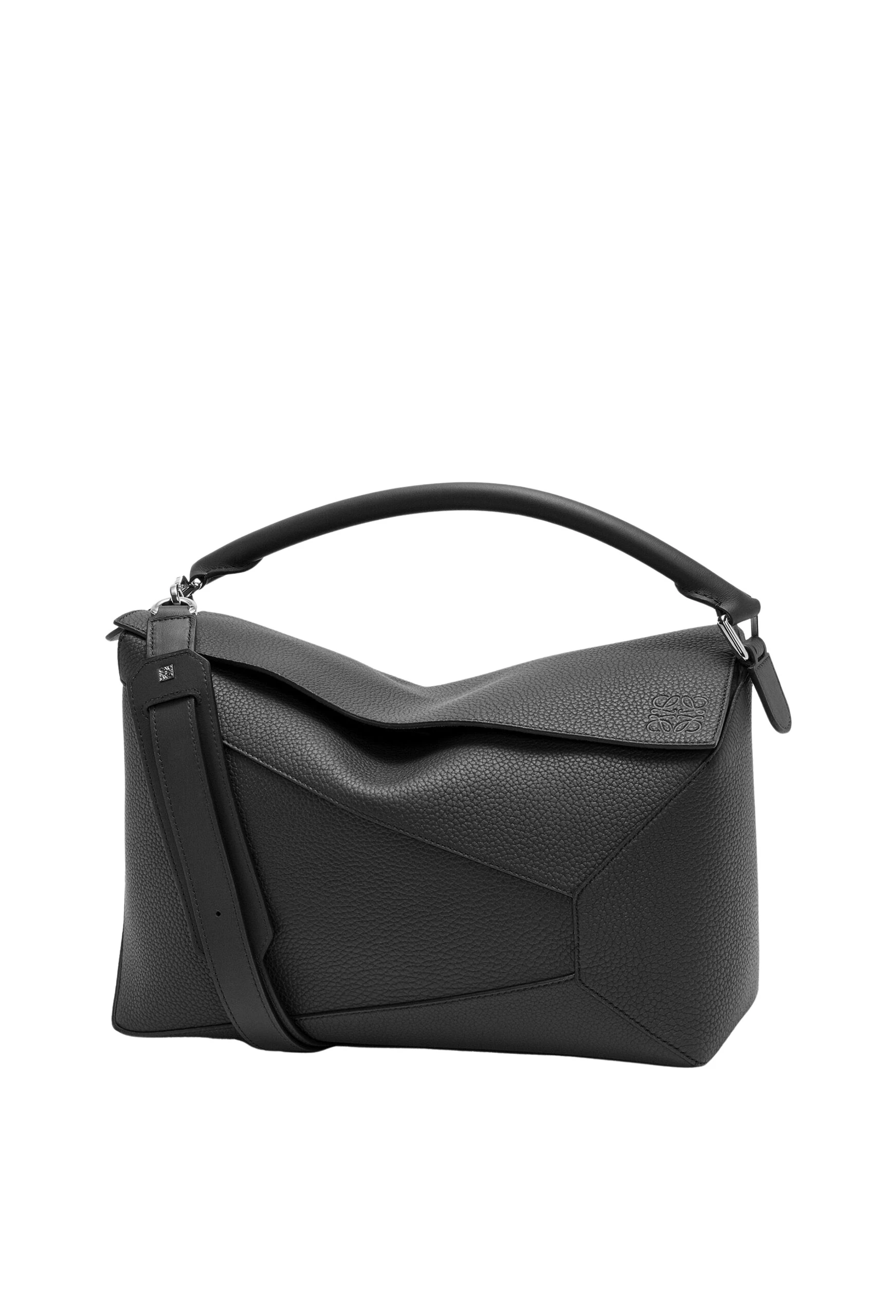 LOEWE-Large-Puzzle-Edge-Bag-In-Grained-Calfskin-2025-coveti-4-scaled61606_nobg coveti