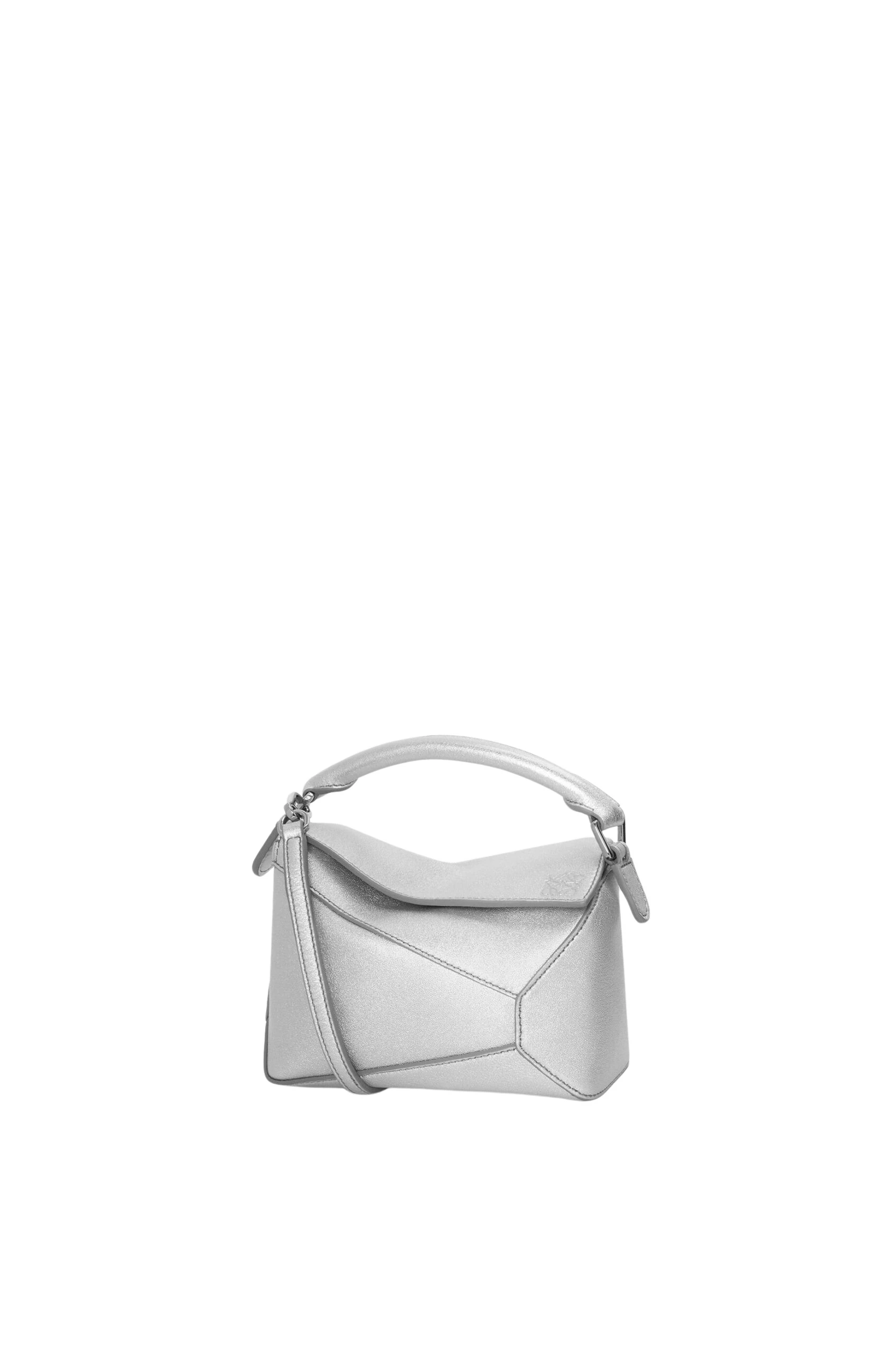 LOEWE-Mini-Puzzle-Edge-Bag-In-Laminated-Lambskin-2025-coveti-scaled49828_nobg coveti