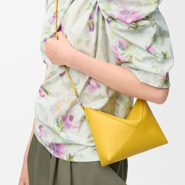LOEWE Puzzle Fold Pouch In Shiny Nappa Calfskin, view 2