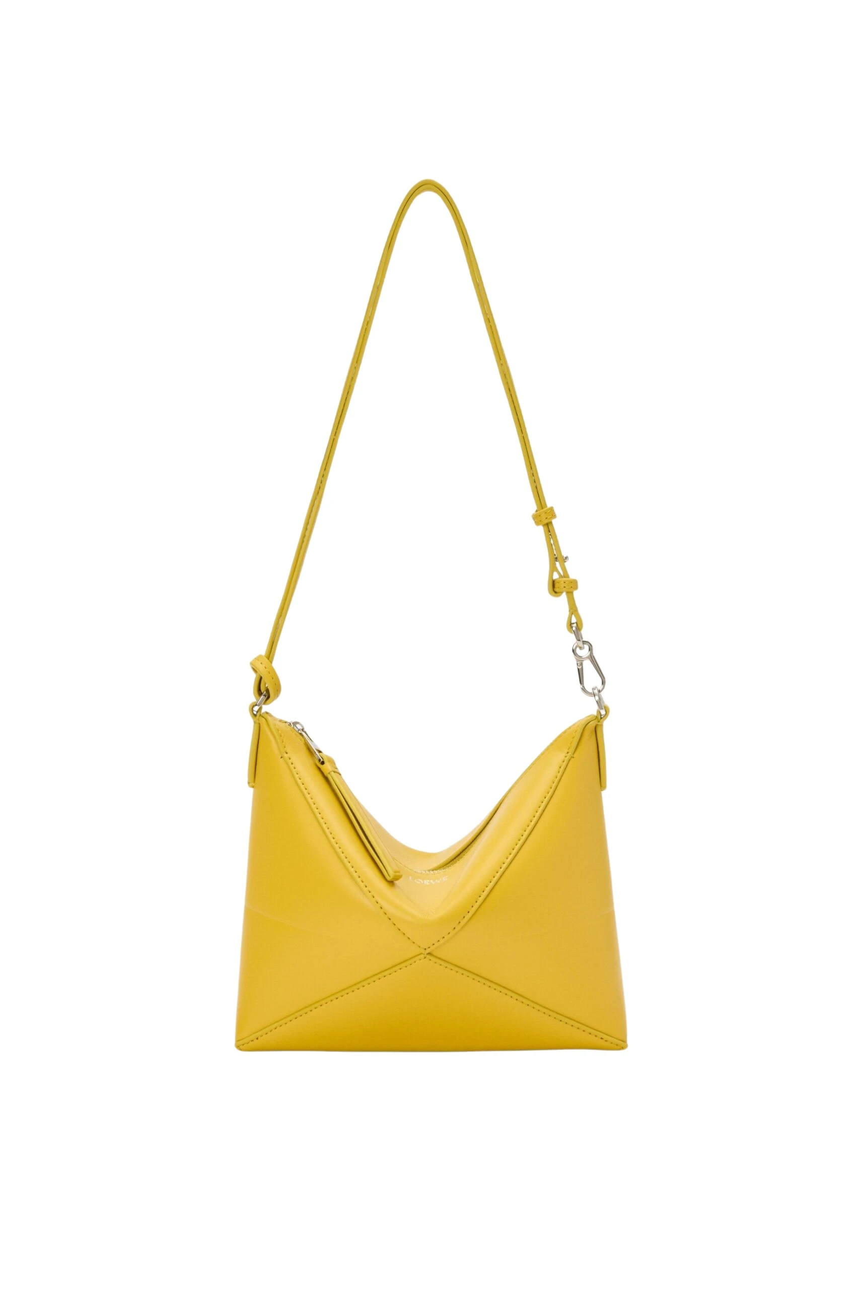 LOEWE-Puzzle-Fold-Pouch-In-Shiny-Nappa-Calfskin-2025-coveti-10-scaled32947_nobg coveti