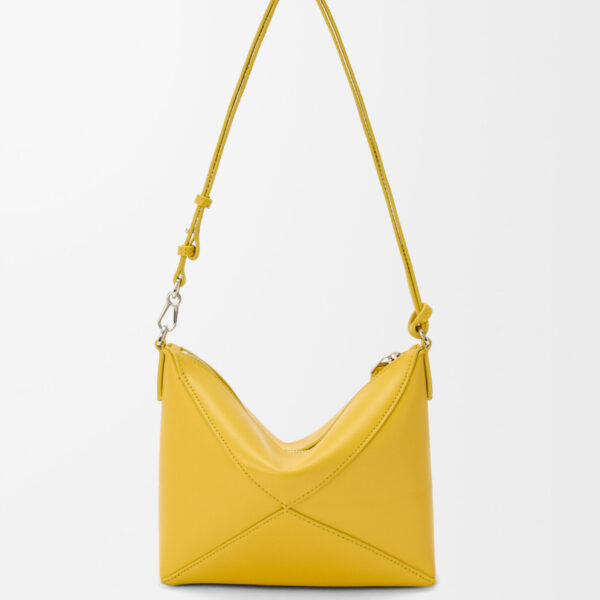 LOEWE Puzzle Fold Pouch In Shiny Nappa Calfskin, view 4