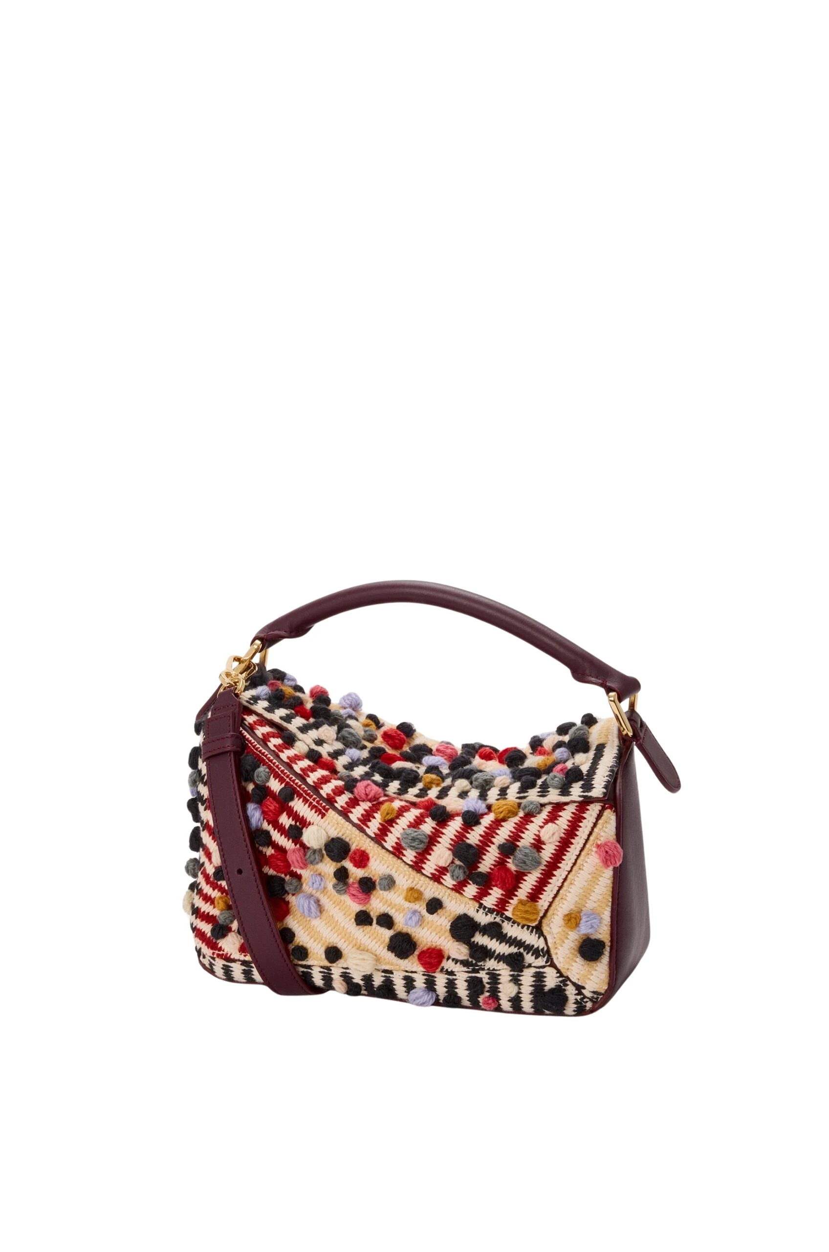 LOEWE-Small-Puzzle-Bag-In-Embroidered-Textile-2025-coveti-scaled83973_nobg coveti