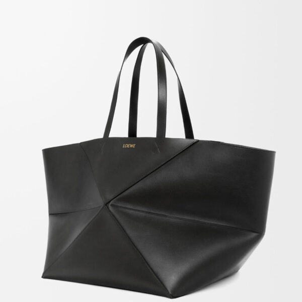LOEWE Xxl Puzzle Fold Tote
In Shiny Calfskin, view 2