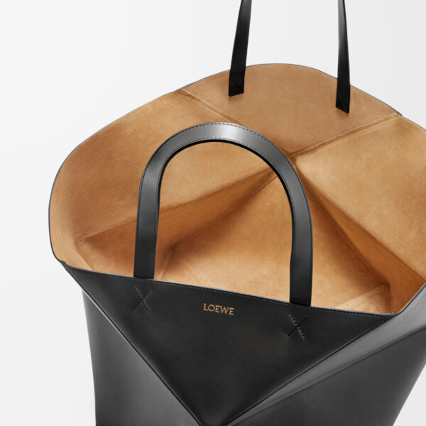 LOEWE Xxl Puzzle Fold Tote
In Shiny Calfskin, view 4
