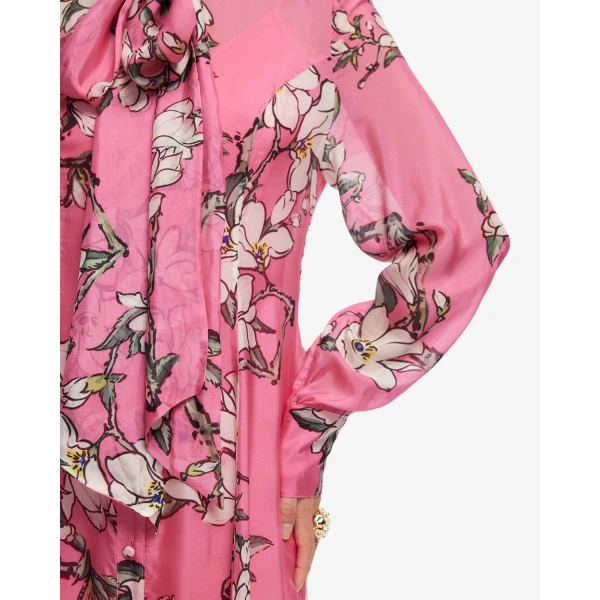 Long sleeve with button cuff