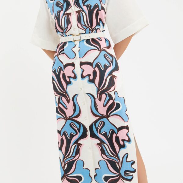 this versatile dress effortlessly combines comfort and elegance.
