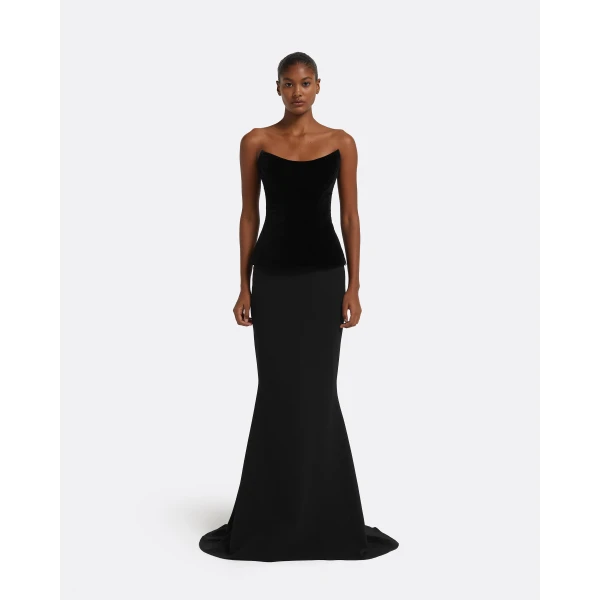 Gayeta Long Skirt in Black - Image 2