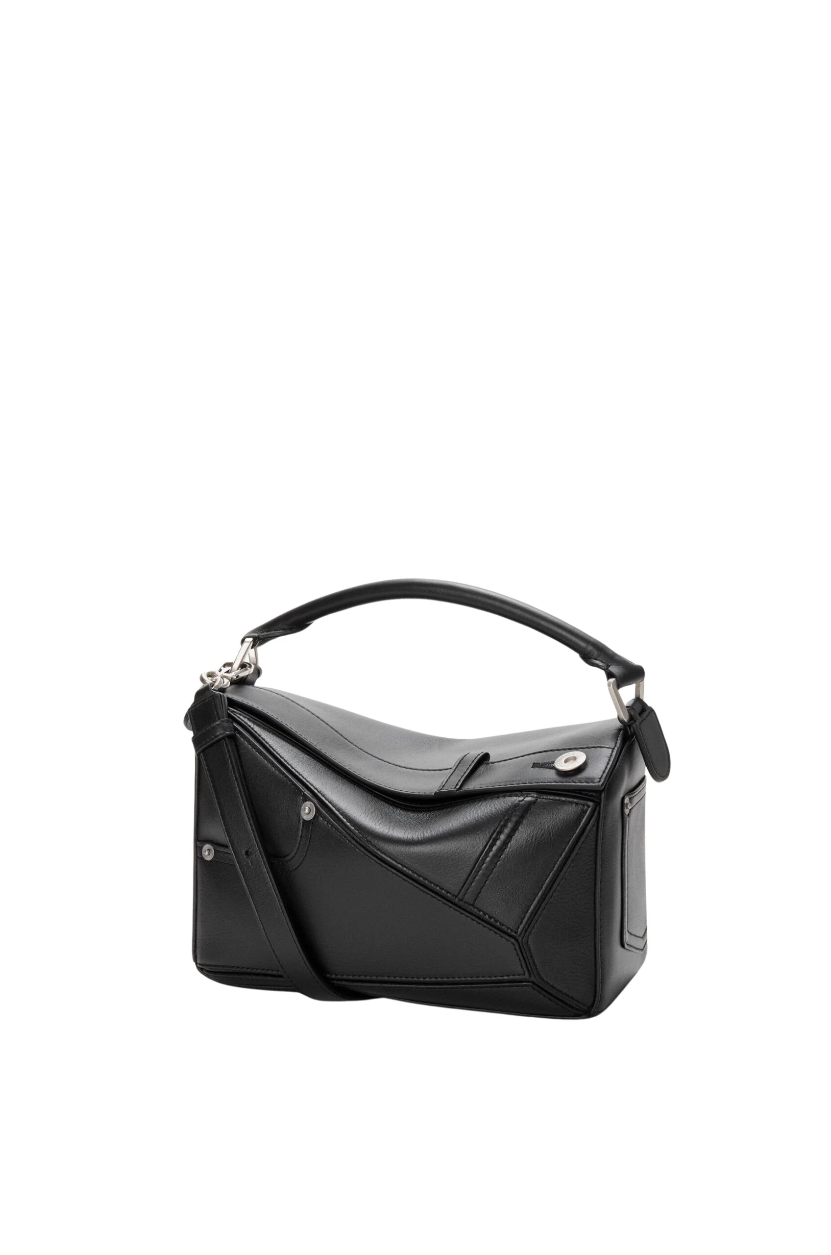 LOEWE-Panta-Small-Puzzle-Bag-In-Shiny-Calfskin-2026-coveti-scaled70969_nobg coveti