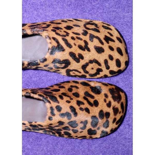Me + Em Asymmetric Slipper