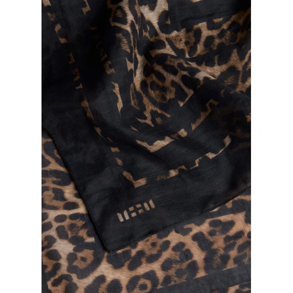 Me + Em Border Scarf