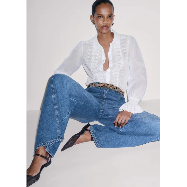 Me + Em Embriodery Trim Blouse