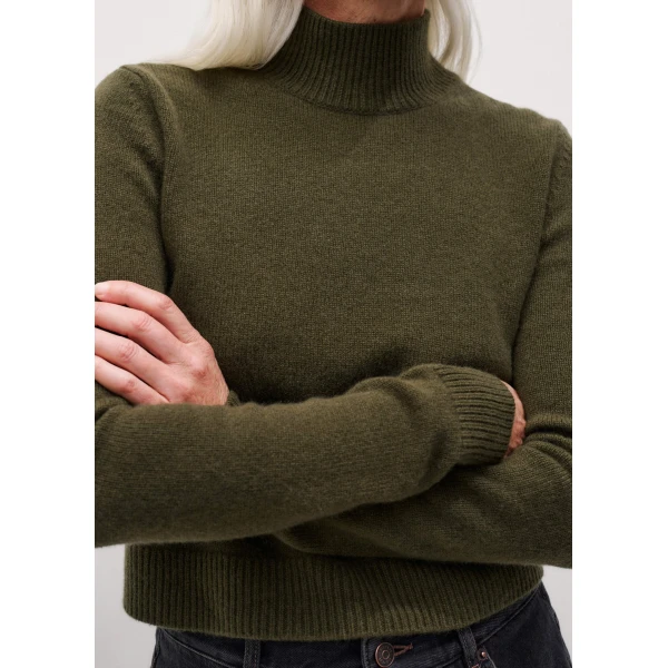 Cashmere – luxury British Green in Me and Em exclusively at Luxury Shoes 