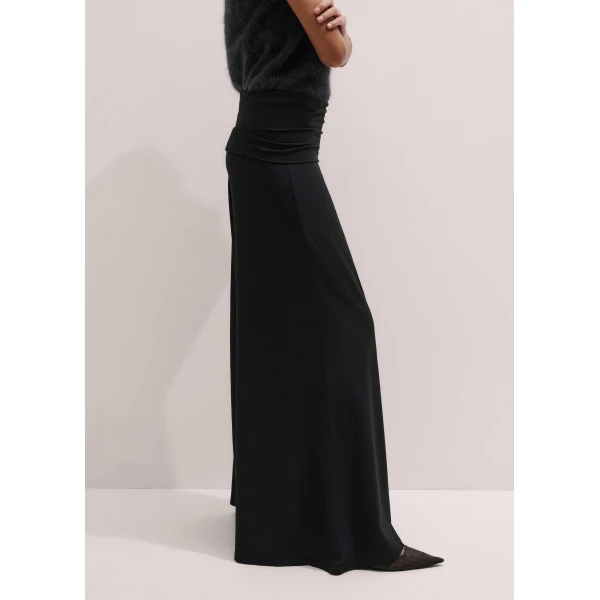 Soft Modal Jersey – luxury British Black in Me and Em exclusively at Luxury Shoes 