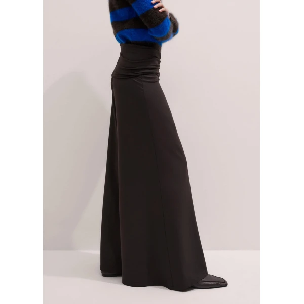 Soft Modal Jersey – luxury British Brown in Me and Em exclusively at Luxury Shoes 