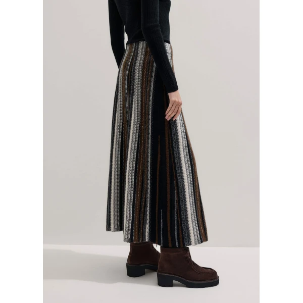 Merino + Cashmere – luxury British Black in Me and Em exclusively at Luxury Shoes 