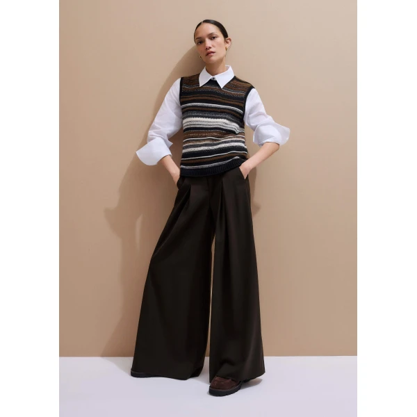 Merino + Cashmere – luxury British Black in Me and Em exclusively at Luxury Shoes 