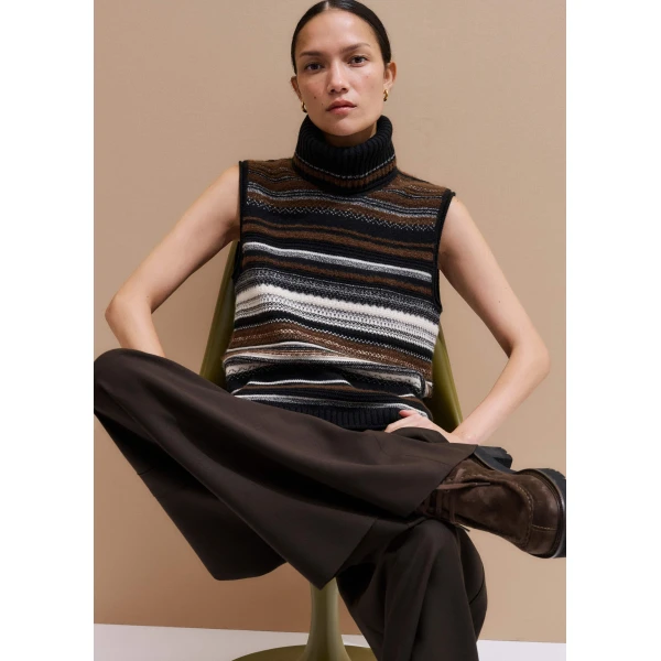 Me + Em Textured Vest + Snood