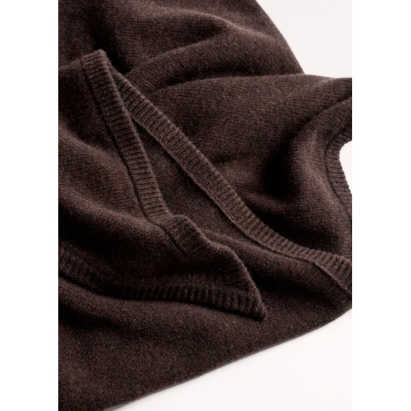 Me + Em Triangle Knit Scarf