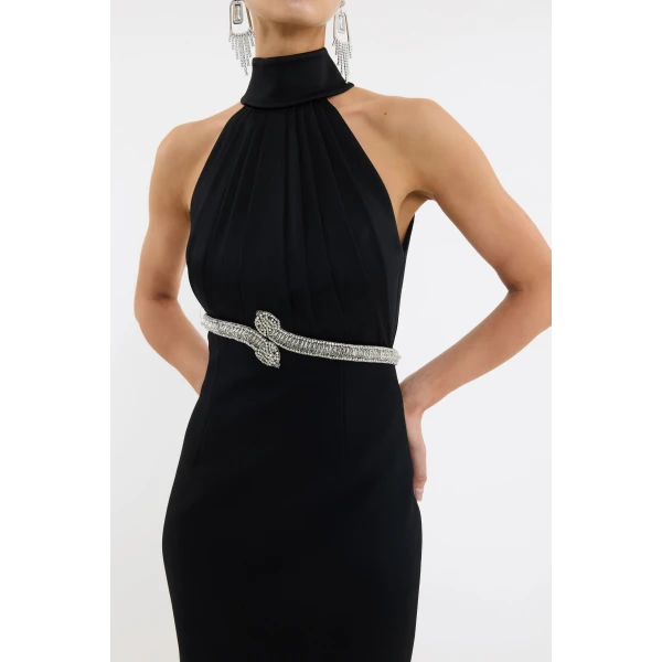 this gown is perfect for your next event.