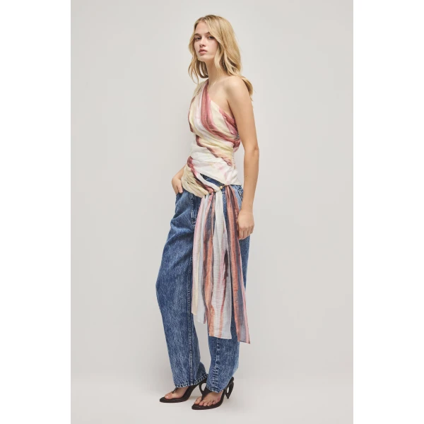 Aje clothing Aus  – structured silhouette with raw femininity from Luxury Shoes 
