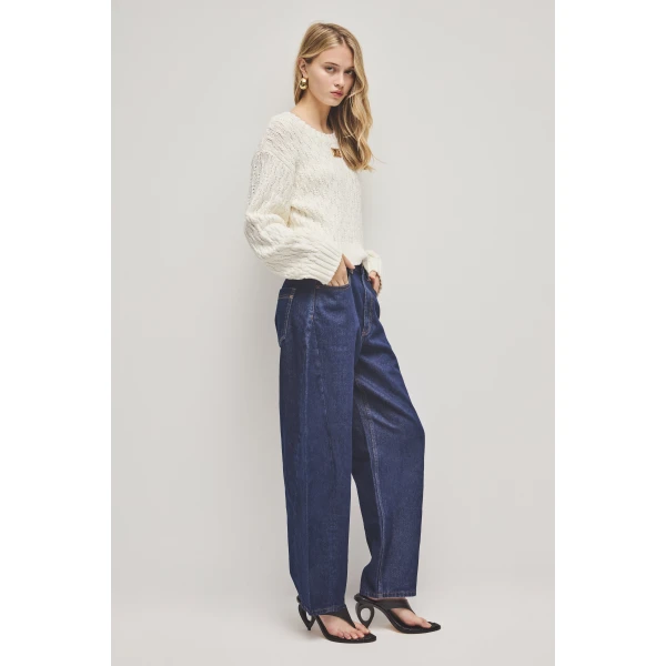 Aje clothing Aus  – structured silhouette with raw femininity from Luxury Shoes 