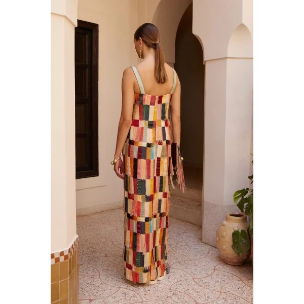 alemais clothing