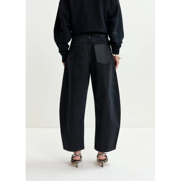 Essentiel Antwerp Black cotton cropped barrel-leg jeans - Essentiel Antwerp Pants - Colorful Belgian Design - Shop at Luxury Shoes 