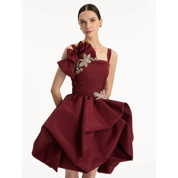 Oscar de la Renta Brooch Embroidered Cocktail Sleeveless Dress - Oscar de la Renta Dresses - American Couture - Shop at Luxury Shoes 