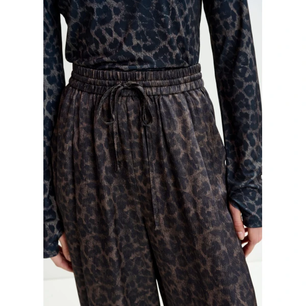 Essentiel Antwerp Brown and black leopard print wide-leg pants - Essentiel Antwerp Pants - Colorful Belgian Design - Shop at Luxury Shoes 