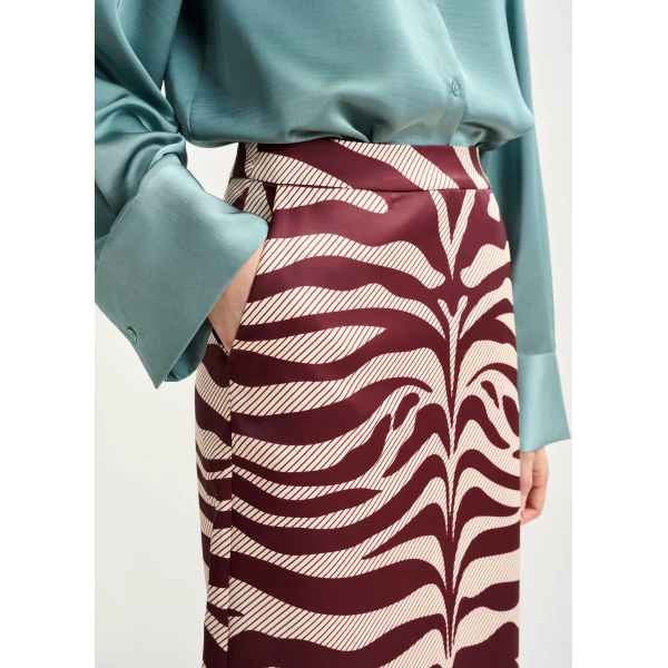 Essentiel Antwerp Burgundy and off-white maxi-length skirt with zebraprint - Essentiel Antwerp Skirts - Colorful Belgian Design - Shop at Luxury Shoes 