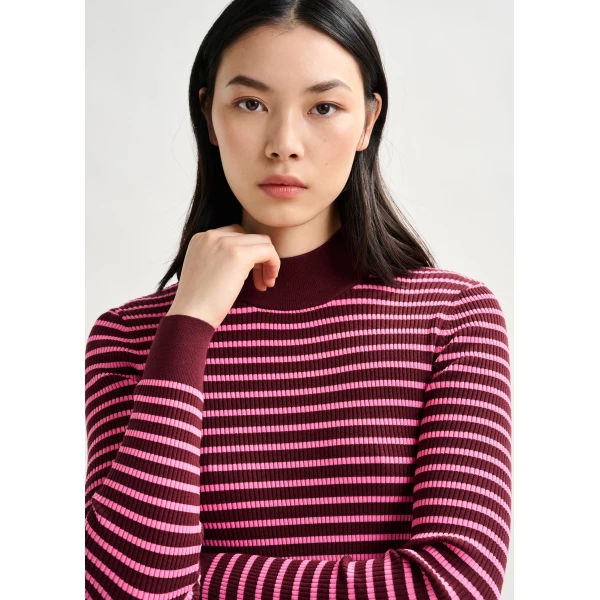 Essentiel Antwerp Burgundy and pink striped sweater - Essentiel Antwerp Knitwear - Colorful Belgian Design - Shop at Luxury Shoes 