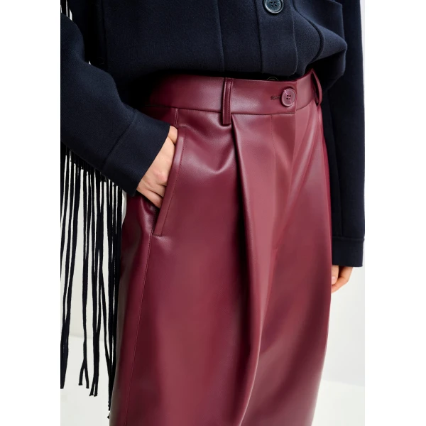 Essentiel Antwerp Burgundy faux leather bermuda shorts - Essentiel Antwerp Shorts - Colorful Belgian Design - Shop at Luxury Shoes 