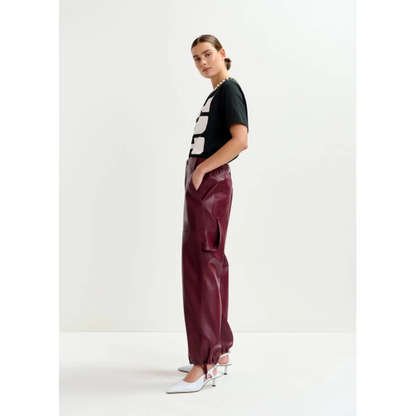 Essentiel Antwerp Burgundy faux leather tapered cargo pants - Essentiel Antwerp Pants - Colorful Belgian Design - Shop at Luxury Shoes 
