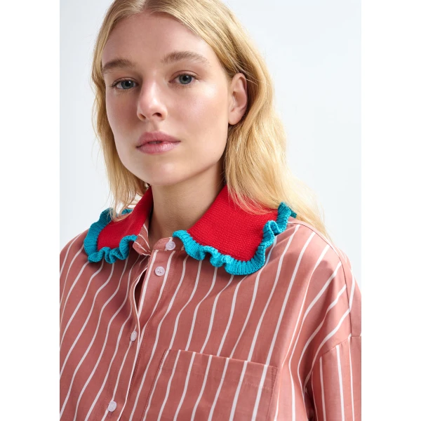 Essentiel Antwerp Burned orange and off-white striped cotton shirt with crochet ruffled collar - Essentiel Antwerp Shirts - Colorful Belgian Design - Shop at Luxury Shoes 