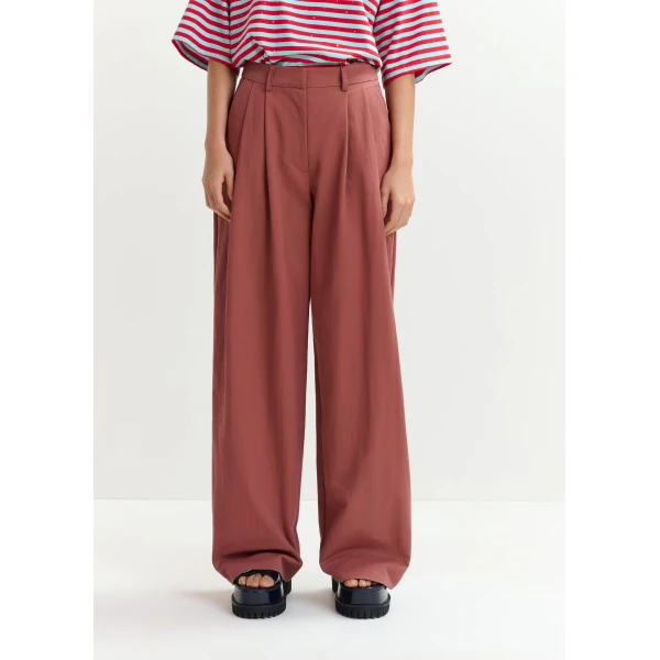 Essentiel Antwerp Burned orange pleated wide-leg pants - Essentiel Antwerp Pants - Colorful Belgian Design - Shop at Luxury Shoes 