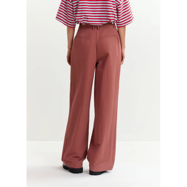 Essentiel Antwerp Burned orange pleated wide-leg pants - Essentiel Antwerp Pants - Colorful Belgian Design - Shop at Luxury Shoes 
