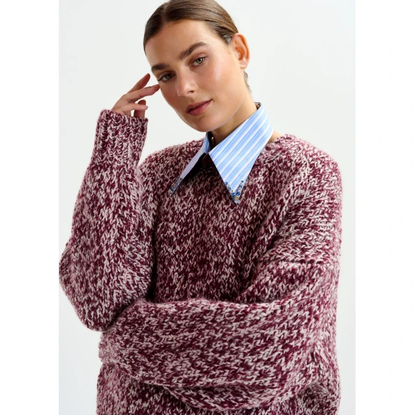 Essentiel Antwerp Burugndy and off-white melange wool-blend sweater - Essentiel Antwerp Knitwear - Colorful Belgian Design - Shop at Luxury Shoes 