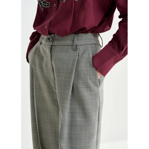 Essentiel Antwerp Checked grey and black wide-leg pants - Essentiel Antwerp Pants - Colorful Belgian Design - Shop at Luxury Shoes 