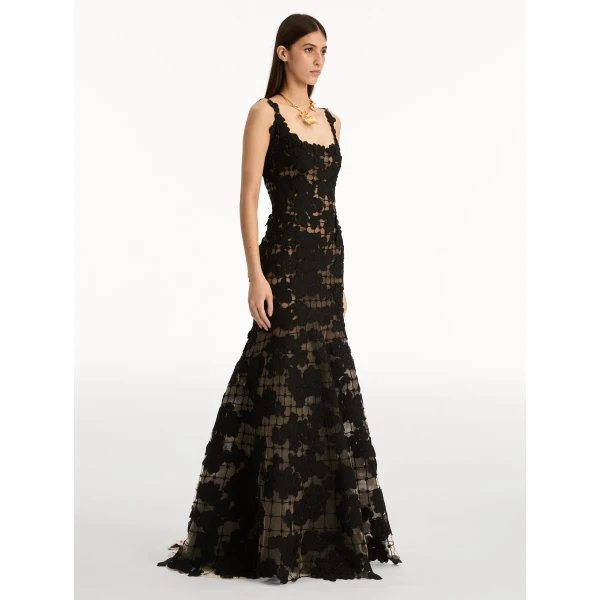 Oscar de la Renta Floral Cutout Threadwork Gown - Oscar de la Renta Dresses - American Couture - Shop at Luxury Shoes 
