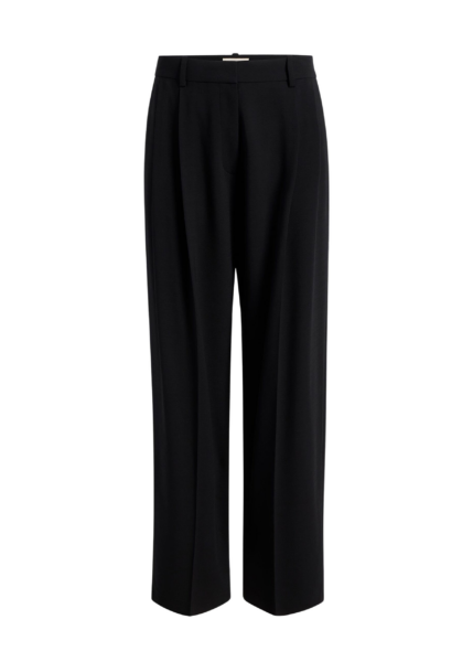 Elevate your elegance in this Khaite Pants   from the 2025 resort wear edit