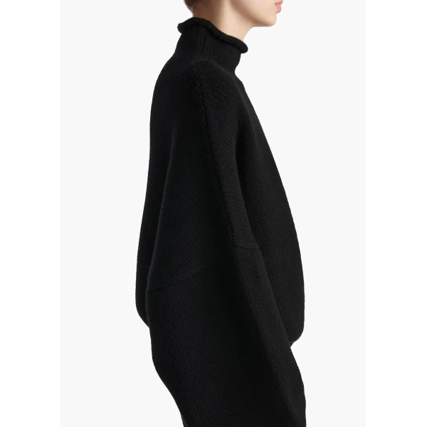Elevate your elegance in this Khaite Knitwear   from the 2025 resort wear edit