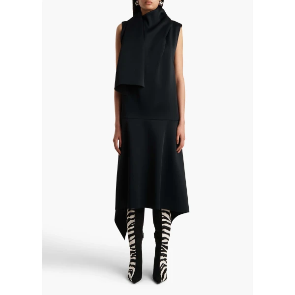 Elevate your elegance in this Khaite Dresses   from the 2025 resort wear edit