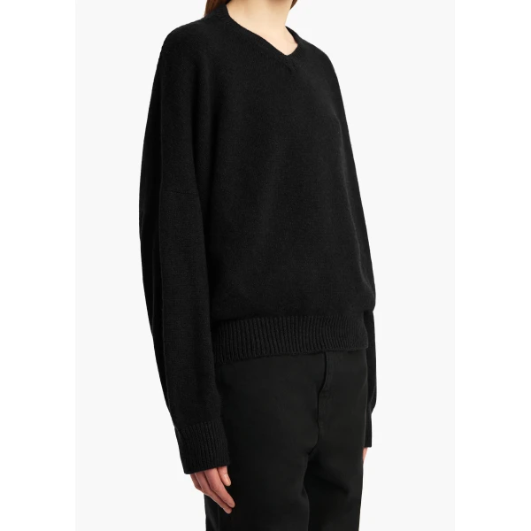 Elevate your elegance in this Khaite Knitwear   from the 2025 resort wear edit