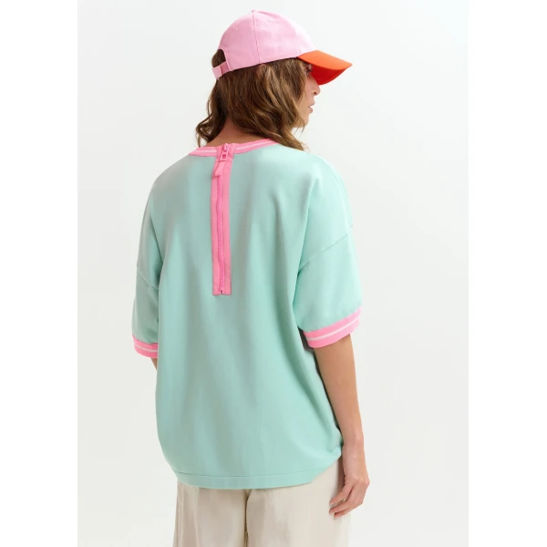 Essentiel Antwerp Light blue knit T-shirt with pink contrasting trim - Essentiel Antwerp Shirts - Colorful Belgian Design - Shop at Luxury Shoes 