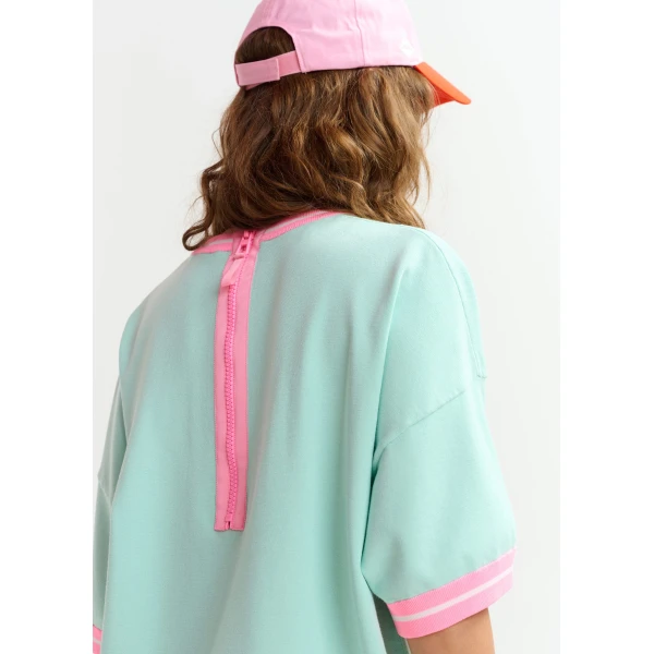 Essentiel Antwerp Light blue knit T-shirt with pink contrasting trim - Essentiel Antwerp Shirts - Colorful Belgian Design - Shop at Luxury Shoes 