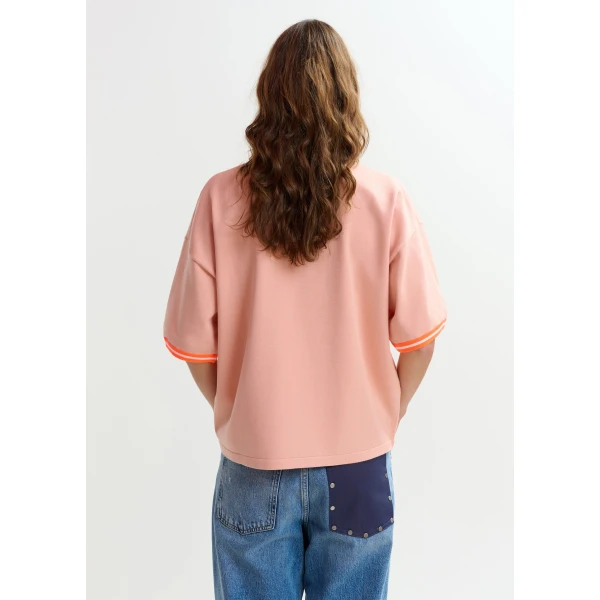 Essentiel Antwerp Light pink slightly cropped knit T-shirt with orange contrasting trim - Essentiel Antwerp Shirts - Colorful Belgian Design - Shop at Luxury Shoes 