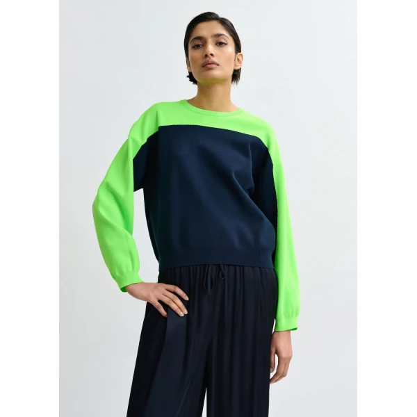 Essentiel Antwerp Navy and green two-tone knit sweater - Essentiel Antwerp Knitwear - Colorful Belgian Design - Shop at Luxury Shoes 