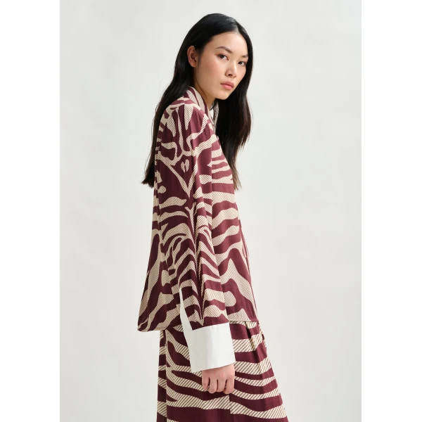 Essentiel Antwerp Off-white and burgundy zebra-jacquard shirt with rhinestone-encrushed button - Essentiel Antwerp Shirts - Colorful Belgian Design - Shop at Luxury Shoes 